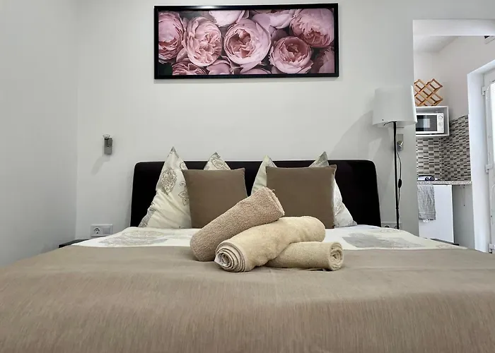 Attila Studio Apartments